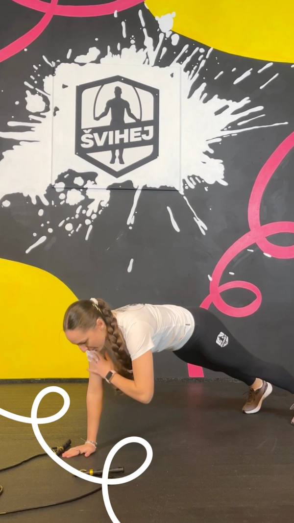 Push up + plank shoulder tap